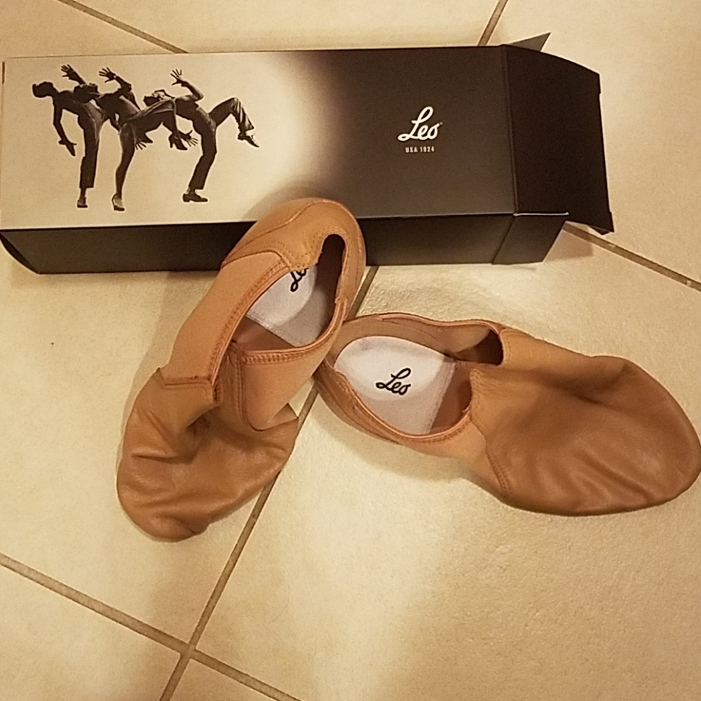 Jazz dance shoes
